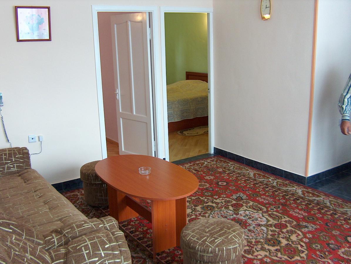 تساجكادزور Zvartnots Hotel المظهر الخارجي الصورة